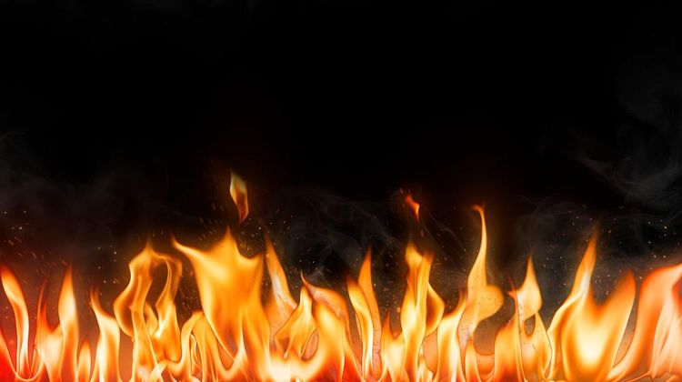Petaka Charger HP: Rumah di Depok Ludes Terbakar, Satu Orang Terluka