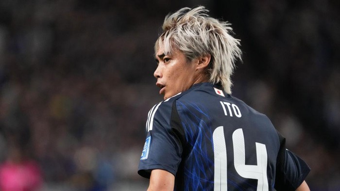 SAITAMA, JAPAN - OCTOBER 15: Junya Ito of Japan in action during the FIFA World Cup Asian 3rd Qualifier Group C match between Japan and Australia at Saitama Stadium on October 15, 2024 in Saitama, Japan. (Photo by Etsuo Hara/Getty Images)