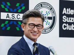 Kazuyoshi Miura, Aki-aki yang Menolak Gantung Sepatu