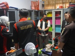 Kejari Ponorogo Geledah SMK PGRI 2 Dugaan Penyalahgunaan Dana BOS