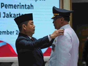 Pj Gubernur Teguh Lantik 305 Pejabat DKI: Tak Ada Faktor Transaksional
