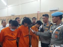 Bisnis Curang 5 Pria di Cimahi Timbun Pupuk-BBM Bersubsidi