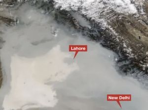 Udara Pakistan Sangat Beracun hingga Dapat Dilihat dari Luar Angkasa Udara Pakistan Sangat Beracun hingga Dapat Dilihat dari Luar Angkasa