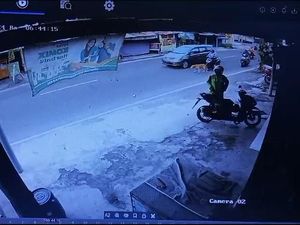 Detik-detik Laka Beruntun di Baturetno Bantul gegara Anjing Nyeberang Detik-detik Laka Beruntun di Baturetno Bantul gegara Anjing Nyeberang