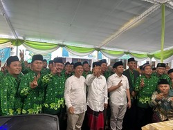 Emil Dardak Komitmen Majukan Dunia Pendidikan-Tingkatkan Kesejahteraan Guru