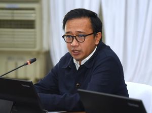 DPR Tepis Pernyataan Luhut soal Tak Ada BBM Subsidi di 2027 DPR Tepis Pernyataan Luhut soal Tak Ada BBM Subsidi di 2027