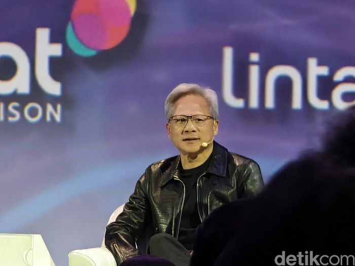Jensen Huang ikut mendirikan Nvidia pada tahun 1993 dan menjabat sebagai CEO dan presidennya.