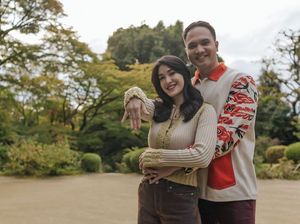 Elma Agustin Pertama Kali ke Jepang Langsung Dilamar Pacar Elma Agustin Pertama Kali ke Jepang Langsung Dilamar Pacar