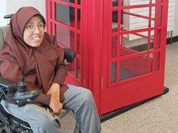 Perjuangan Fina Wujudkan Mimpi Kuliah ke Luar Negeri di Tengah Keterbatasan Fisik
