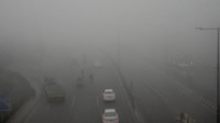 Kabut Asap Beracun Selimuti Kota di Pakistan, Kualitas Udara Tembus Level Berbahaya! Kabut Asap Beracun Selimuti Kota di Pakistan, Kualitas Udara Tembus Level Berbahaya!