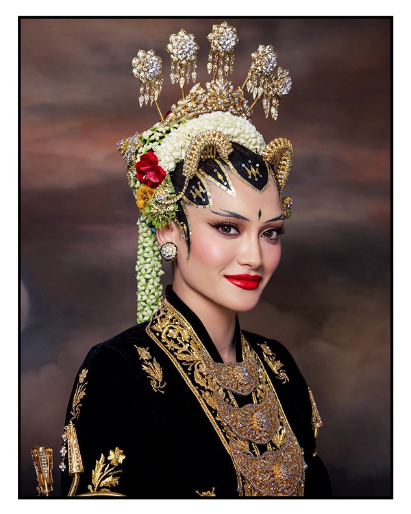 Pernikahan Tengku Natasya Adnan Pernikahan Tengku Natasya Adnan