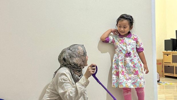 Putri Delina dan Bintang Putri Delina dan Bintang