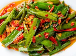Resep Oseng Pedas Genjer, Lauk Praktis dan Murah Untuk Makan Siang Resep Oseng Pedas Genjer, Lauk Praktis dan Murah Untuk Makan Siang
