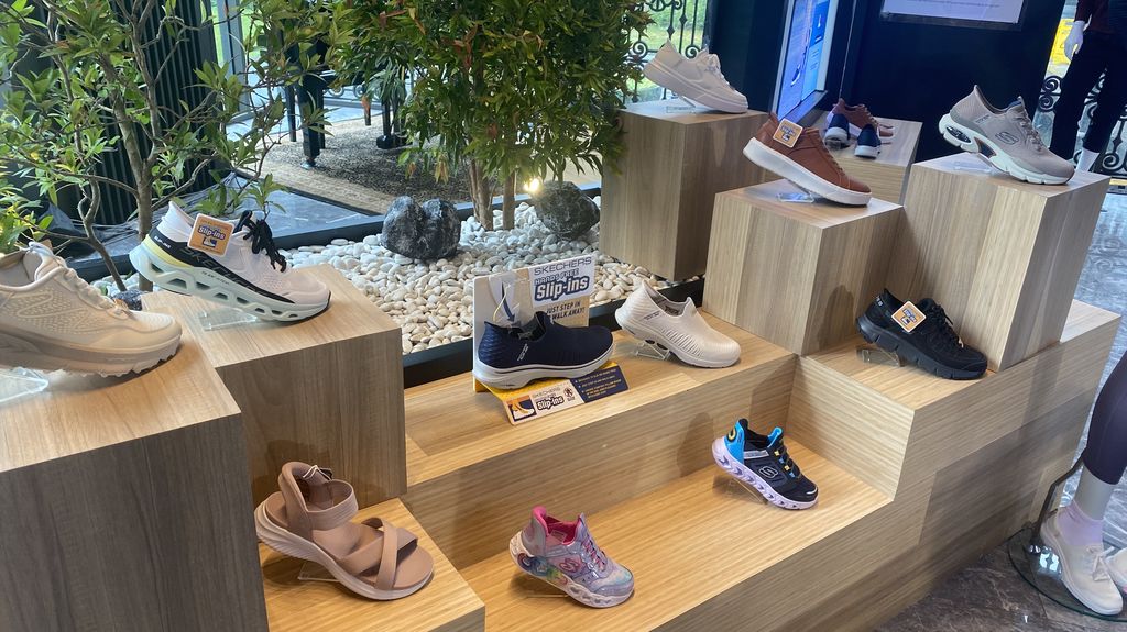 Koleksi Skechers Terbaru