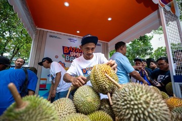 Cerita Petani di Pekalongan Berhasil Jual 400 Butir Durian dalam 3 Jam