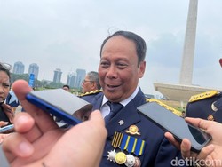 Wamenhub: 5.000 Warga Sekitar Gunung Lewotobi Dievakuasi Pakai Kapal