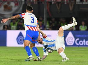 Paraguay Vs Argentina: Tim Tango Tumbang 1-2 Paraguay Vs Argentina: Tim Tango Tumbang 1-2