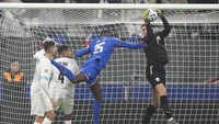 Pertandingan berakhir imbang 0-0 tanpa gol. (AP Photo/Michel Euler) 