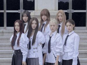 WAKEONE Dicap Caper Gegara Album izna Disebut Nyontek NewJeans