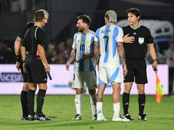 Messi Kesal Sampai Tunjuk-tunjuk Wasit!