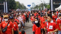 Pendukung Timnas Indonesia mulai memadati Stadion Gelora Bung Karno, Jakarta, Jumat (15/11/2024).