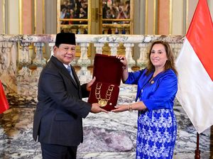 Prabowo Dianugerahi Penghargaan Grand Cross of The Order of The Sun of Peru