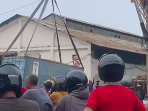 Warga Kena Macet 1 Jam Imbas Truk Terguling di Pluit: Biasanya 20 Menit