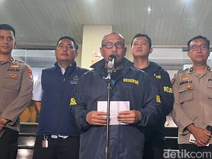 Polisi Ungkap 3 DPO Mafia Akses Judol yang Ditangkap dari Sipil Polisi Ungkap 3 DPO Mafia Akses Judol yang Ditangkap dari Sipil