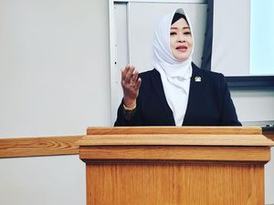 Fahira Idris, Nominator Perempuan Pendorong Kesejahteraan Masyarakat Fahira Idris, Nominator Perempuan Pendorong Kesejahteraan Masyarakat