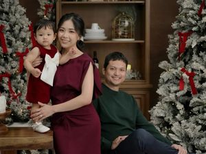 7 Pemotretan Natal Jessica Tanoesoedibjo & Keluarga, Baby Julia Curi Atensi 7 Pemotretan Natal Jessica Tanoesoedibjo & Keluarga, Baby Julia Curi Atensi