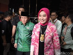 Video Acep-Gita Buka Visi-Misi di Debat Pilgub Jabar: Jangan Lupa Bahagia