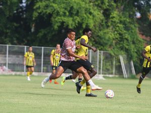 Hasil Uji Coba: PSBS Biak Bantai Bali Bulldogs FC 8-1 Hasil Uji Coba: PSBS Biak Bantai Bali Bulldogs FC 8-1