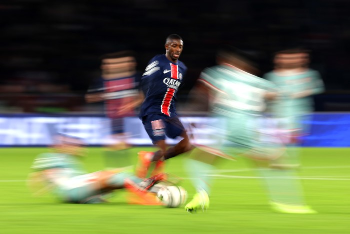 2183355677 PARIS, FRANCE - NOVEMBER 06: Ousmane Dembele of Paris Saint-Germain runs with the ball during the UEFA Champions League 2024/25 League Phase MD4 match between Paris Saint-Germain and Atletico de Madrid at Parc des Princes on November 06, 2024 in Paris, France. (Photo by Julian Finney - UEFA/UEFA via Getty Images)
