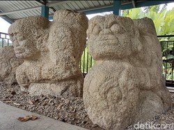 Kembali ke Zaman Batu di Situs Megalit Meghibu