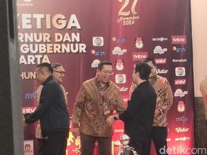 Video Momen Kedatangan Dharma-Kun Jelang Debat Pilkada DKI Video Momen Kedatangan Dharma-Kun Jelang Debat Pilkada DKI