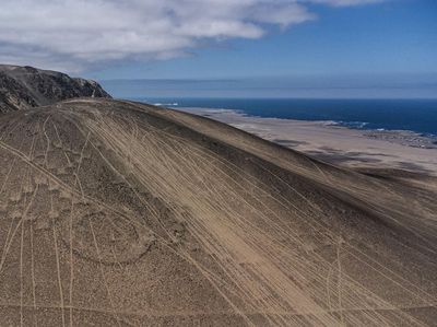 Duh, Geoglif di Gurun Raksasa Chile Dirusak Kendaraan Off-Road