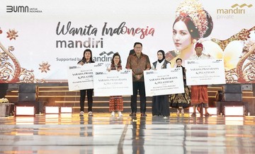 Bank Mandiri Dorong Tenun Tradisional Bali-Kupang Tembus Pasar Global