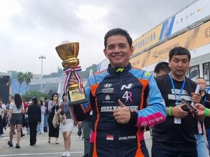 TCR Asia Series 2024: Dypo Fitra Double Winner Lagi di Makau TCR Asia Series 2024: Dypo Fitra Double Winner Lagi di Makau