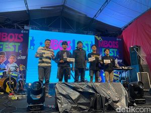 Mbois Fest, Cara Ipong-Luhur Gaet Pemilih Generasi Muda Mbois Fest, Cara Ipong-Luhur Gaet Pemilih Generasi Muda