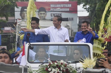 Jokowi Berikan Lampu Hijau untuk Luthfi-Yasin: Kunci Kerjasama dengan Prabowo!