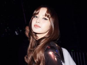 Lisa BLACKPINK Minta Makan Rendang Pakai Nasi Bikin Heboh Jagat Maya Lisa BLACKPINK Minta Makan Rendang Pakai Nasi Bikin Heboh Jagat Maya