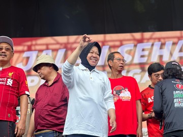 Risma dan Gus Hans: Rindu Kerinduan dalam Jalan Sehat Bersama Warga Surabaya!