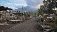 Penampakan Pasar Boru Lumpuh Terdampak Erupsi Gunung Lewotobi