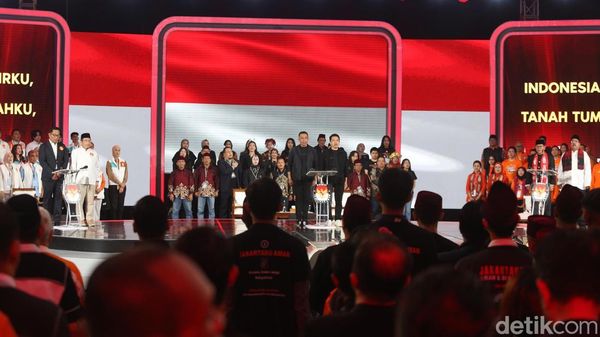 Potret Pasangan Cagub-Cawagub Jakarta Sampaikan Visi Misi di Debat Pamungkas