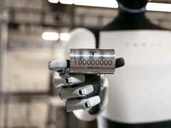 Elon Musk Debat dengan Pria Ini: Sampai Kehabisan Kata-kata