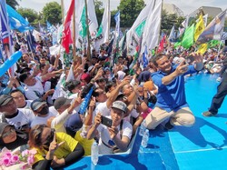 Tiba di Kampanye Akbar, Luthfi-Yasin Disambut Puluhan Ribu Pendukung