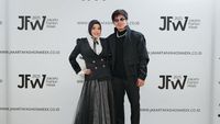 Keseruan Aurel dan Atta Halilintar Jajan dan Kulineran di Jepang