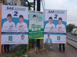 Istri Subandi Pasang Baliho Dukung SAE, PKB Sidoarjo: Kewajiban Kader! Istri Subandi Pasang Baliho Dukung SAE, PKB Sidoarjo: Kewajiban Kader!