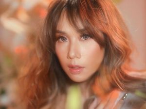 Cherly Juno Comeback Solo, Curhat Kisah Cinta Beda Budaya Cherly Juno Comeback Solo, Curhat Kisah Cinta Beda Budaya