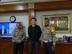 Polisi Undang Aktor Lachlan Gibson soal Oknum Arogan, Janji Tindaklanjuti
